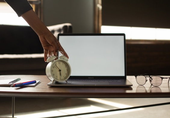 How to Manage your Time and Benefits of Time Management